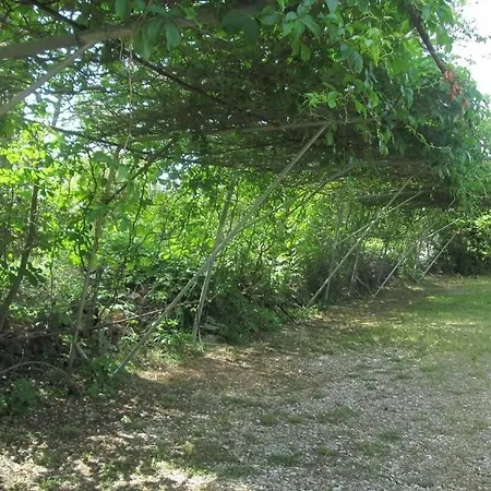 Appartamento With Parking Space - 21512 Vir