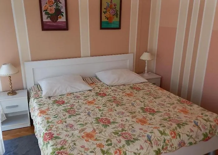 With Parking Space - 21512 Апартаменты *