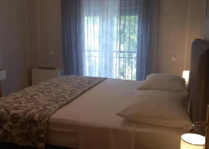 With Parking Space - 21512 Апартаменты