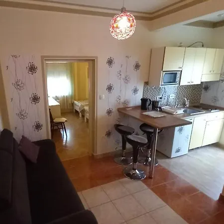 Appartement With Parking Space - 21512